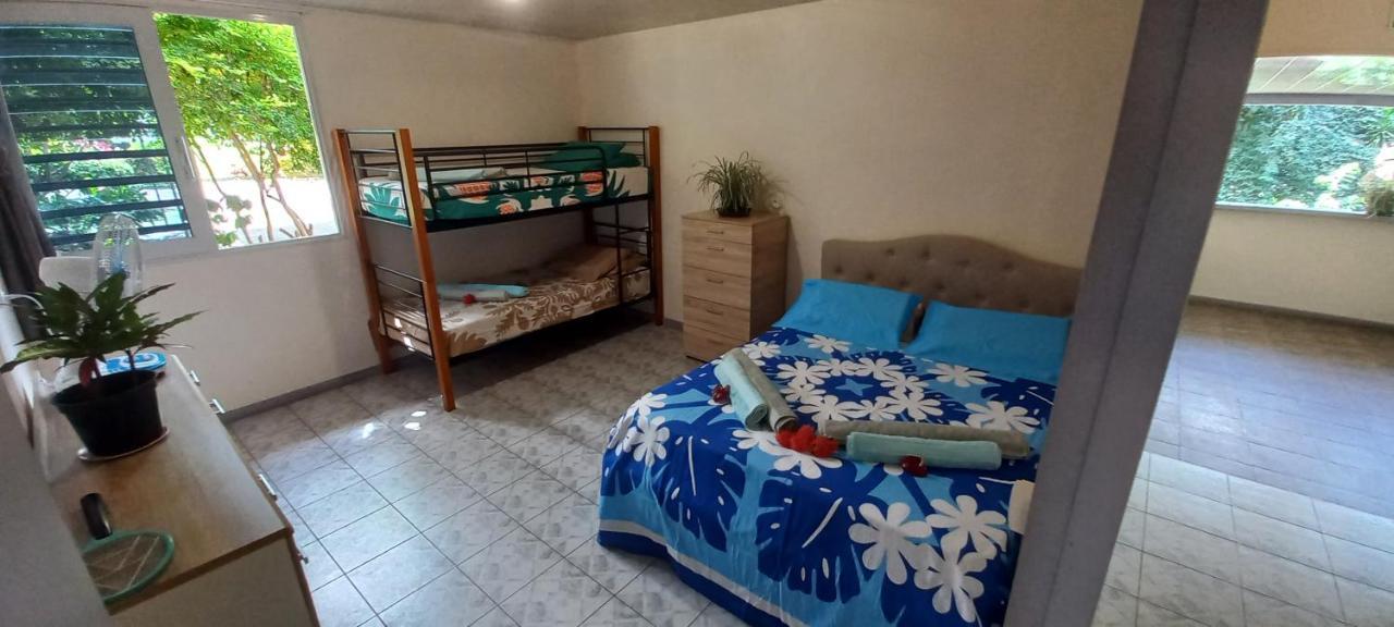 Pension Toka Eva Nuku Hiva Buitenkant foto