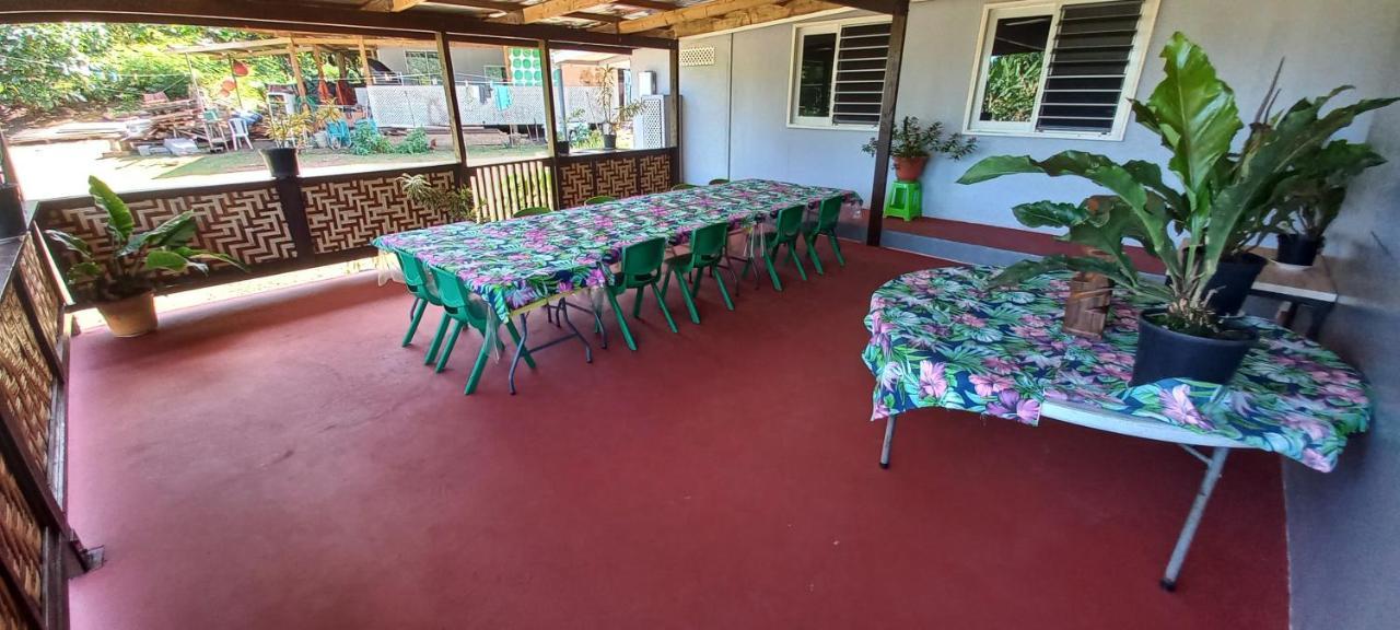 Pension Toka Eva Nuku Hiva Buitenkant foto